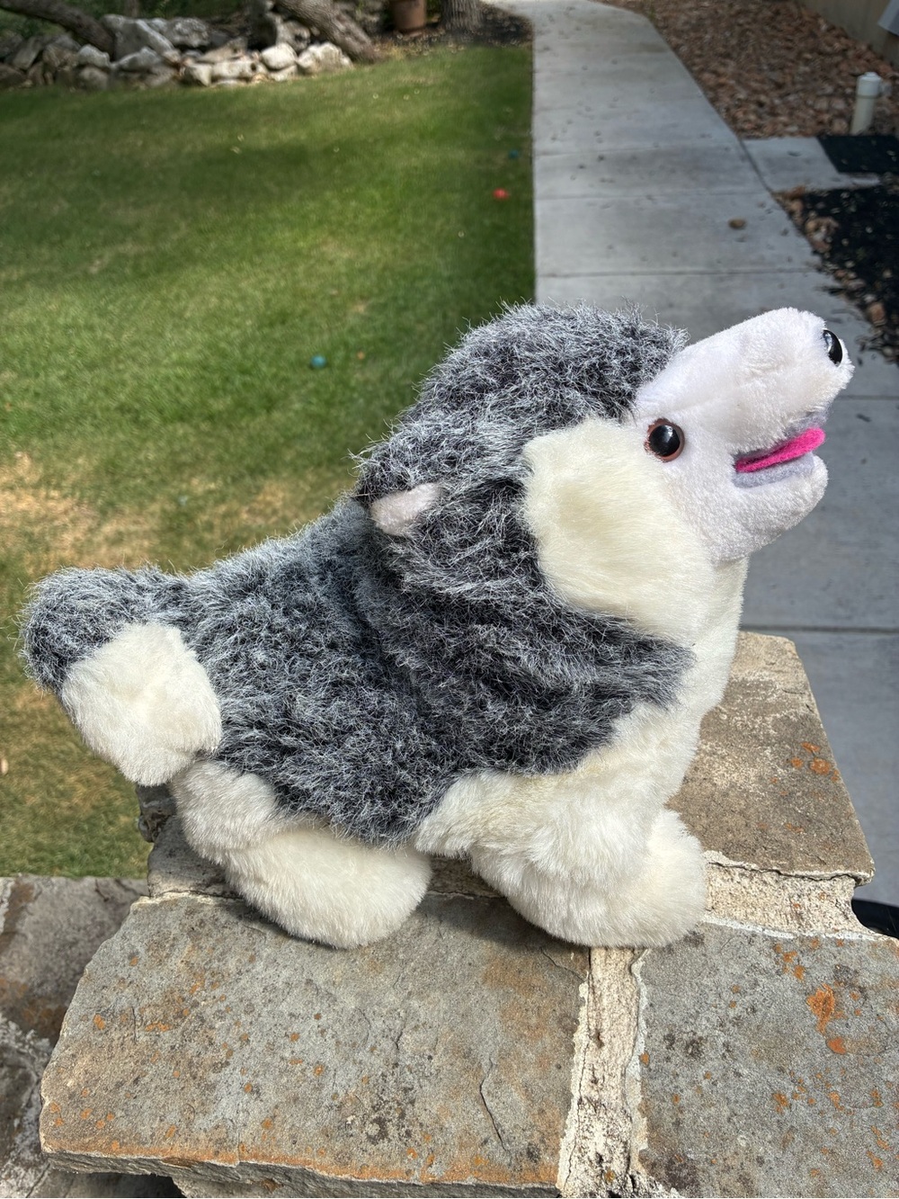 Animal Express Plush Husky Dog Puppet- Gray and White Small Pet
